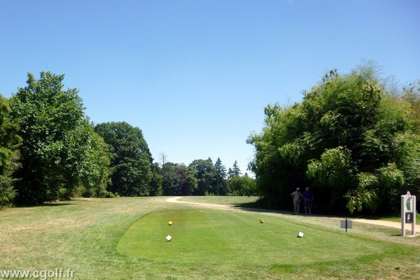 Départ n°1 du golf de Mionnay dans l'Ain proche de Lyon en Rhône Alpes