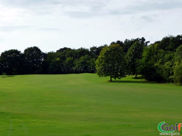 Trou n°1 du golf d'Abbeville à Grand-Laviers dans la Somme en Picardie