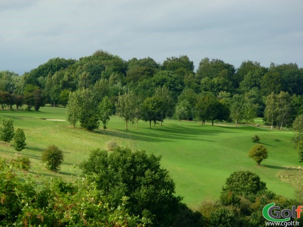 Fairway n°5 du golf d'Abbeville à Grand-Laviers dans la Somme en Picardie proche d'Amiens