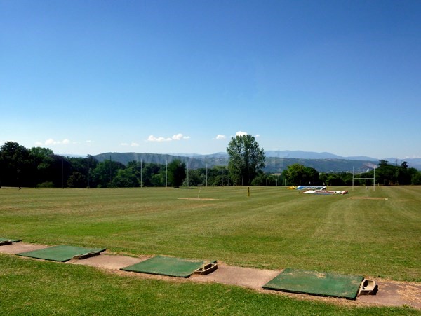 Practice du golf d'Albon Senaud en Rhône Alpes dans la Drôme entre Lyon et Valence