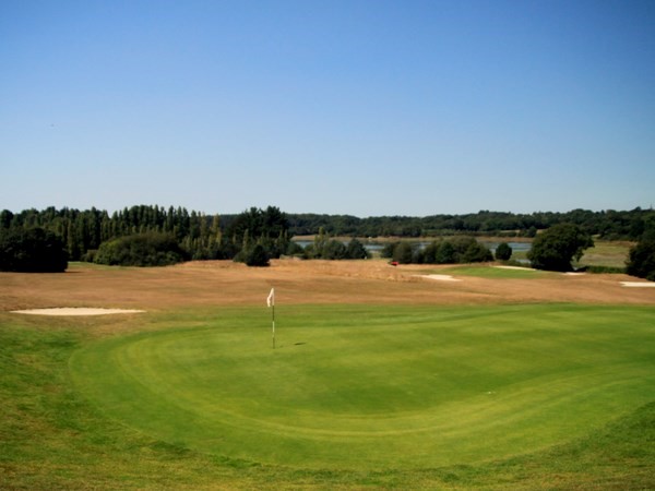 Green n°9 du golf de Baden entre Vannes et Quiberon dans le Morbihan en Bretagne