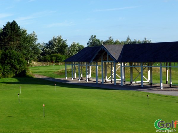 Putting green du practice au golf de Belle Dune à Fort-Mahon-Plage en Picardie