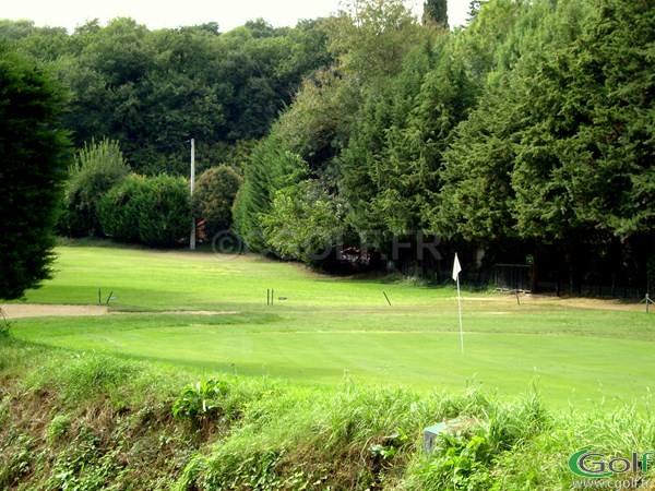 Le green du n°9 du golf de Biot Bastide du Roy à Biot