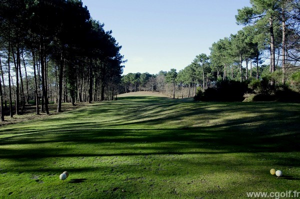 Trou n°13 du golf de Biscarrosse dans les Landes en Aquitaine