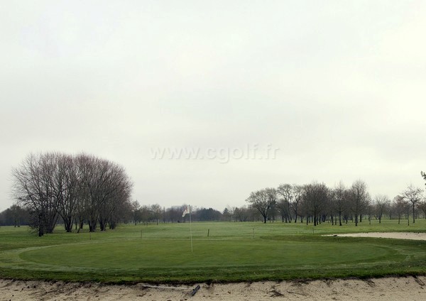 Green n°18 du golf de Bordeaux Lac Parcours La Jalle en Aquitaine département de la Gironde