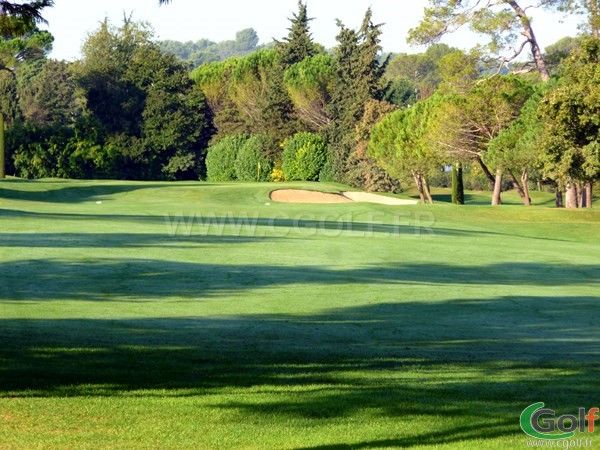 Green du n°18 du golf de Mougins dans le départment 06 des Alpes Maritimes