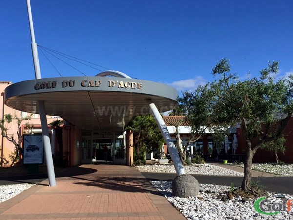 Entrée du golf international du Cap d'Agde dans l'Hérault en région Languedoc Roussillon