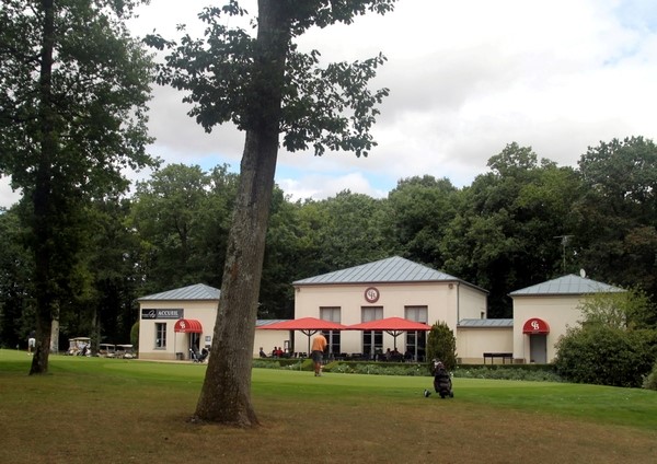 Club house du golf du Champ de Bataille en Normandie dans l'Eure proche de Rouen