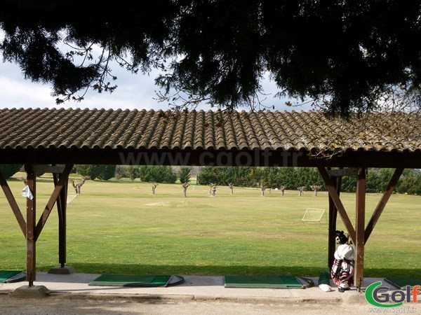 Le practice du golf d'Aix Les Milles Marseille dans les Bouches du Rhone 13 en PACA 