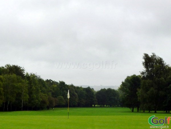 Fairway n°9 à Querrieu du golf club d'Amiens en Picardie dans la Somme