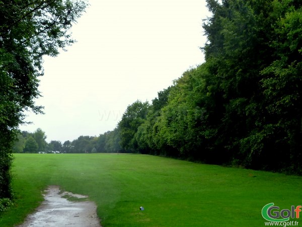 Départ n°10 du golf club d'Amiens en Picardie dans la Somme à Querrieu