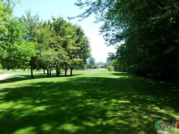 Départ sur le Beaujolais golf club situé en Rhône-Alpes proche de Lyon à Lucenay