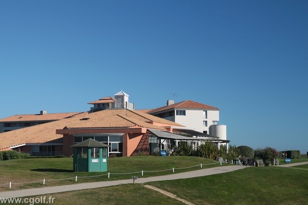 Club house du golf de Saint-Jean-de-Monts Pays de Loire en Vendée proche de Nantes