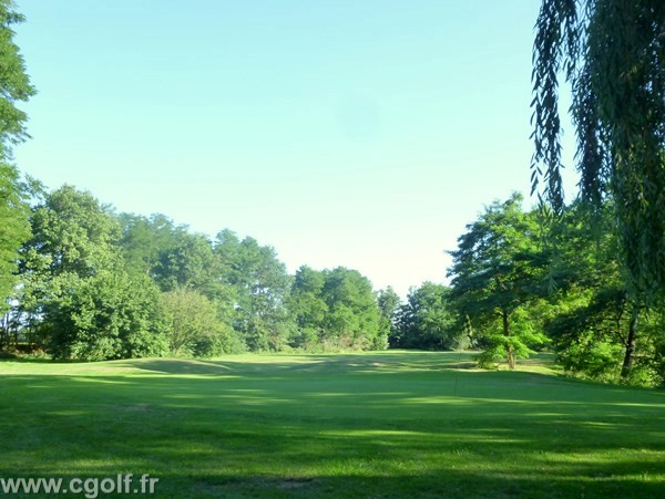 Green n°13 du golf des etangs à Savigneux département de la Loire en Rhône Alpes Auvergne