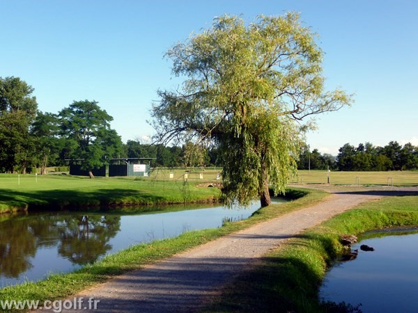 putting green du golf des etangs à Savigneux département de la Loire en Rhône Alpes