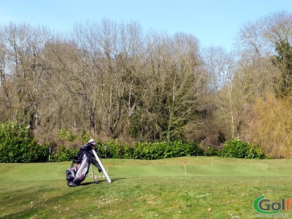 Le putting green du golf de Feucherolles dans les Yvelines en Ile de France