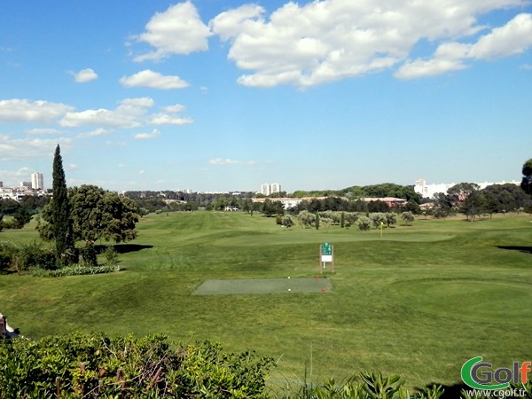 le départ n°1 du golf de fontcaude proche de Montpellier dans le Languedoc Roussillon