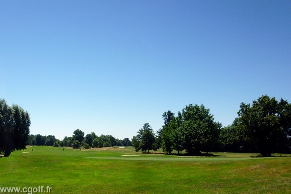 Green n°18 du golf du Gouverneur parcours Le Breuil à Monthieux dans l'in en Rhône Alpes