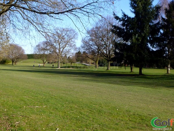 Fairway du golf Haras Lupin du Stade Français dans les Hauts de Seine à Vaucresson