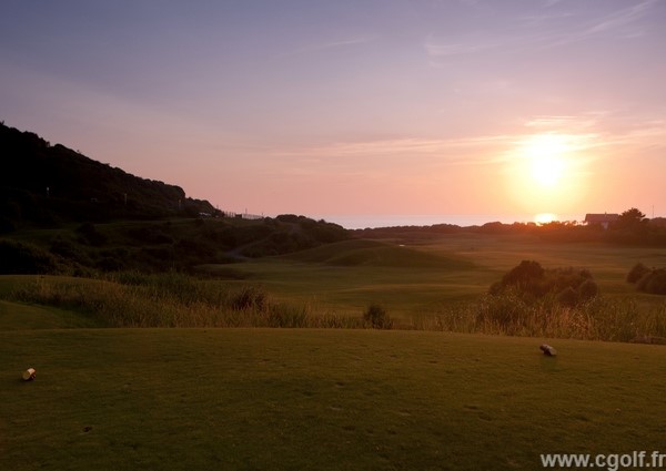 Trou n°6 du golf entrainement Ilbarritz à Bidart en Aquitaine dans les Pyrénées Atlantique