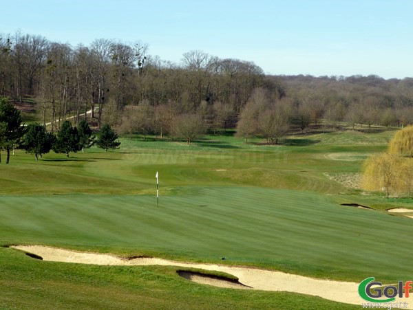 Green du golf de Joyenval Marly proche de Paris en Ile de France dans les Yvelines