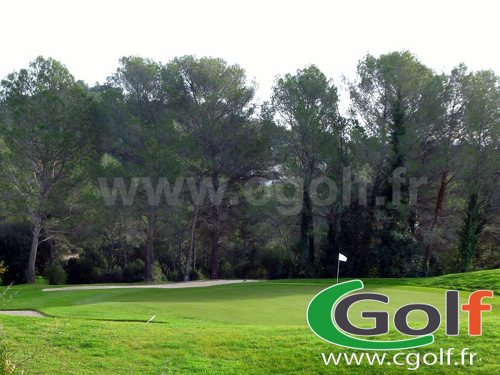 Golf 9 trous à St Raphael: l'académie