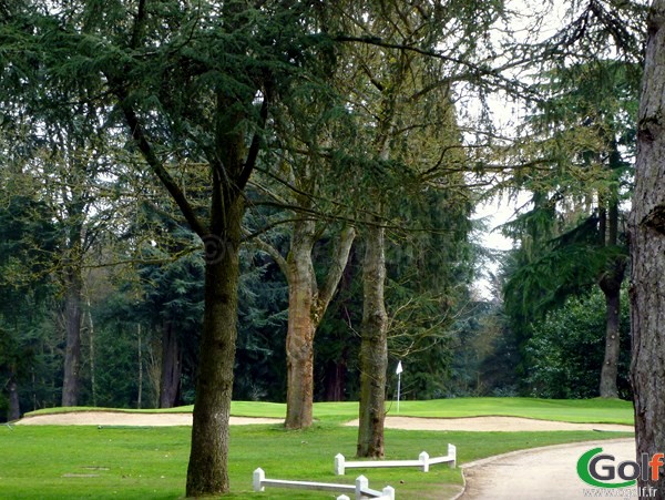 Green du golf de la Boulie parcours la Vallée en Ile de France à Versailles dans les Yvelines