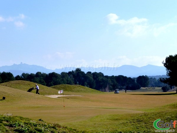 Le green n°9 à Cabriès sur le golf de la Cabre d'Or proche d'Aix en Provence