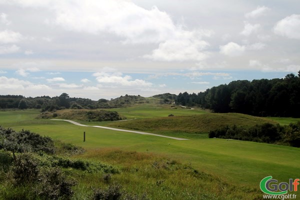 Fairways 1 et 18 du golf du Touquet Parcours La Mer sur la Côte d'Opale en Nors-Pas-de-Calais