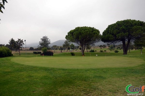 Putting green du golf de Lezza à Porto-Vecchio proche de Bonifacio et Sperone en Corse