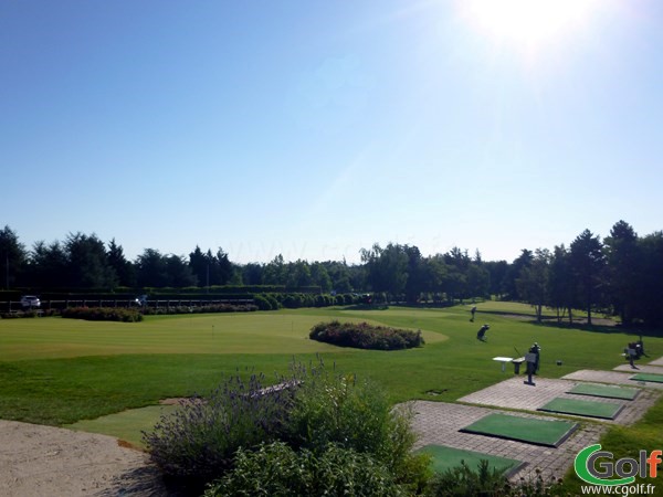 putting green et green n°9 du golf de Lyon Verger en Rhône Alpes