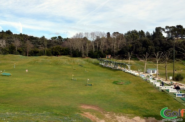 Le practice du golf de Marseille La Salette dans les Bouches du Rhone en PACA