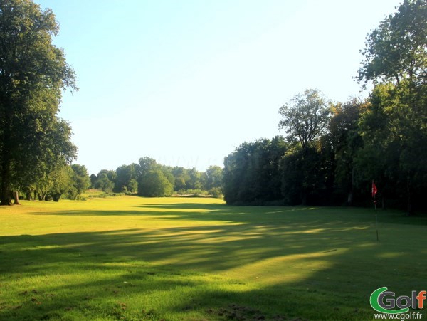 Fairway n°16 du golf de Nampont Saint Martin parcours les Cygnes en Picardie dans la Somme