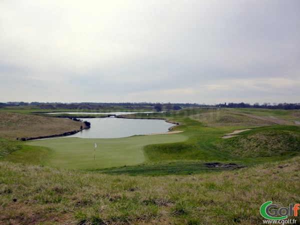 Le green n°16 au golf National de Paris parcours l'Albatros dans les Yvelines à Guyancourt