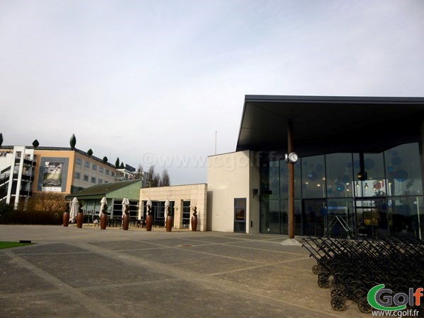 Le club house du golf National de Paris à Guyancourt dans les Yvelines 