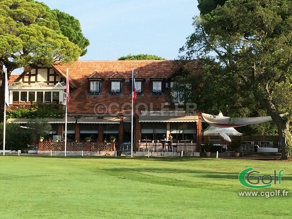 club house et restaurant du golf