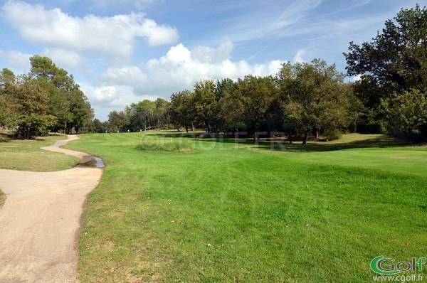 Le trou n°3 du golf d'opio Valbonne sur la cote d'azur 06