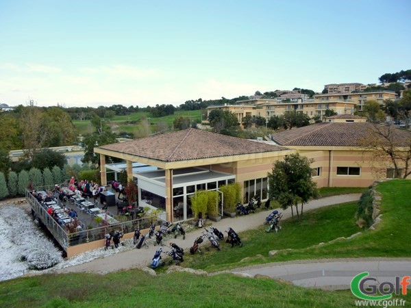 Le club house restaurant du golf le Provençal à Biot Sophia Antipolis en PACA