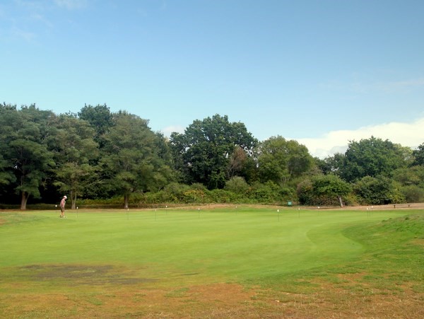 Putting green du golf de Rhuys-Kerver dans le Morbihan en Bretagne à Saint-Gildas-de-Rhuys