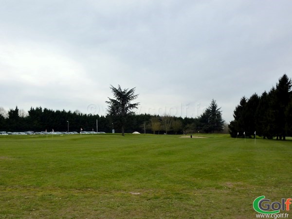 zone de pitching green du golf de Saint Aubin dans l'Essonne proche de Paris en Ile de France