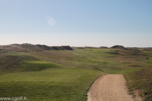 Trou n°10 du golf de Saint-Jean-de-Monts en Vendée Pays de Loire proche de Nantes