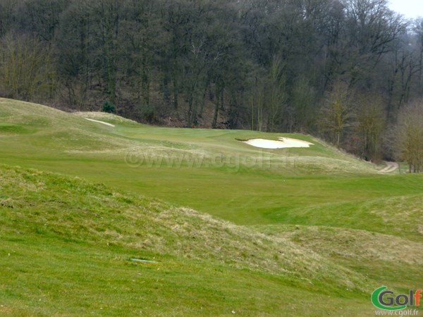 Le green n°1 du golf de Saint-Marc à Jouy-en-Josas proche de Paris en Ile de France