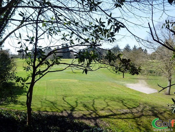 Fairway n°10 du golf de Saint-Nom-La-Bretèche dans les Yvelines proche de Paris en Ile de France