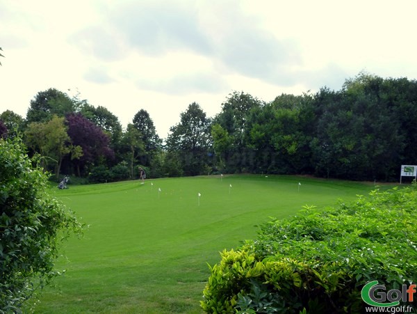 Putting green du golf de Salouel dans la Somme proche d'Amiens en Picardie