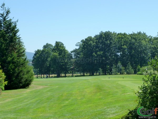 Départ n°1 du parcours des Etangs sur le golf de Salvagny en Rhône Alpes proche de Lyon