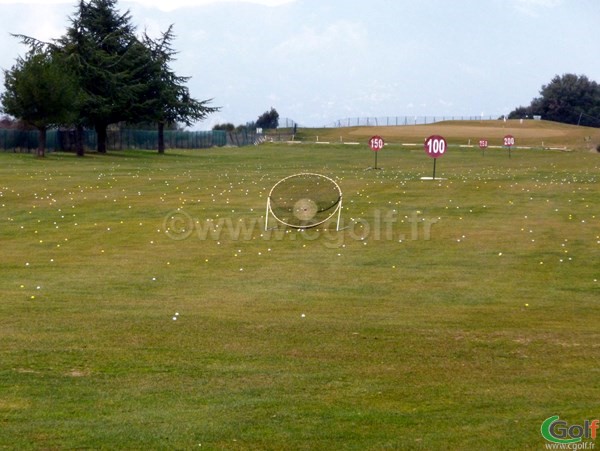 Le practice du golf de La Turbie proche de Monaco dans le 06 en PACA