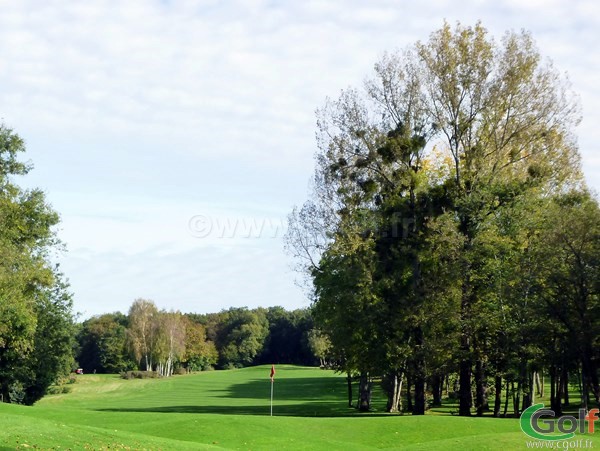 Le green n°9 du golf de Val-de-l'Indre à Villedieu dans l'Indre dans la région Centre