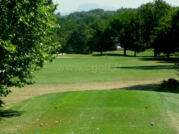 Départ n°10 du golf de la Valdaine proche de Montélimar dans la Drôme en Rhône-Alpes