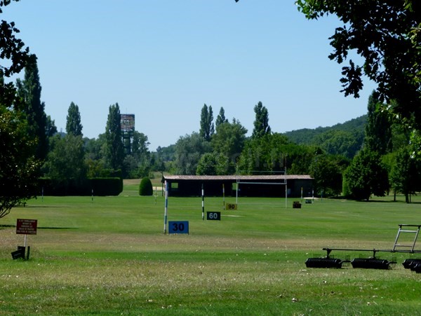 Practice du golf de la Valdaine dans la Drôme en Rhône-Alpes proche de Montélimar